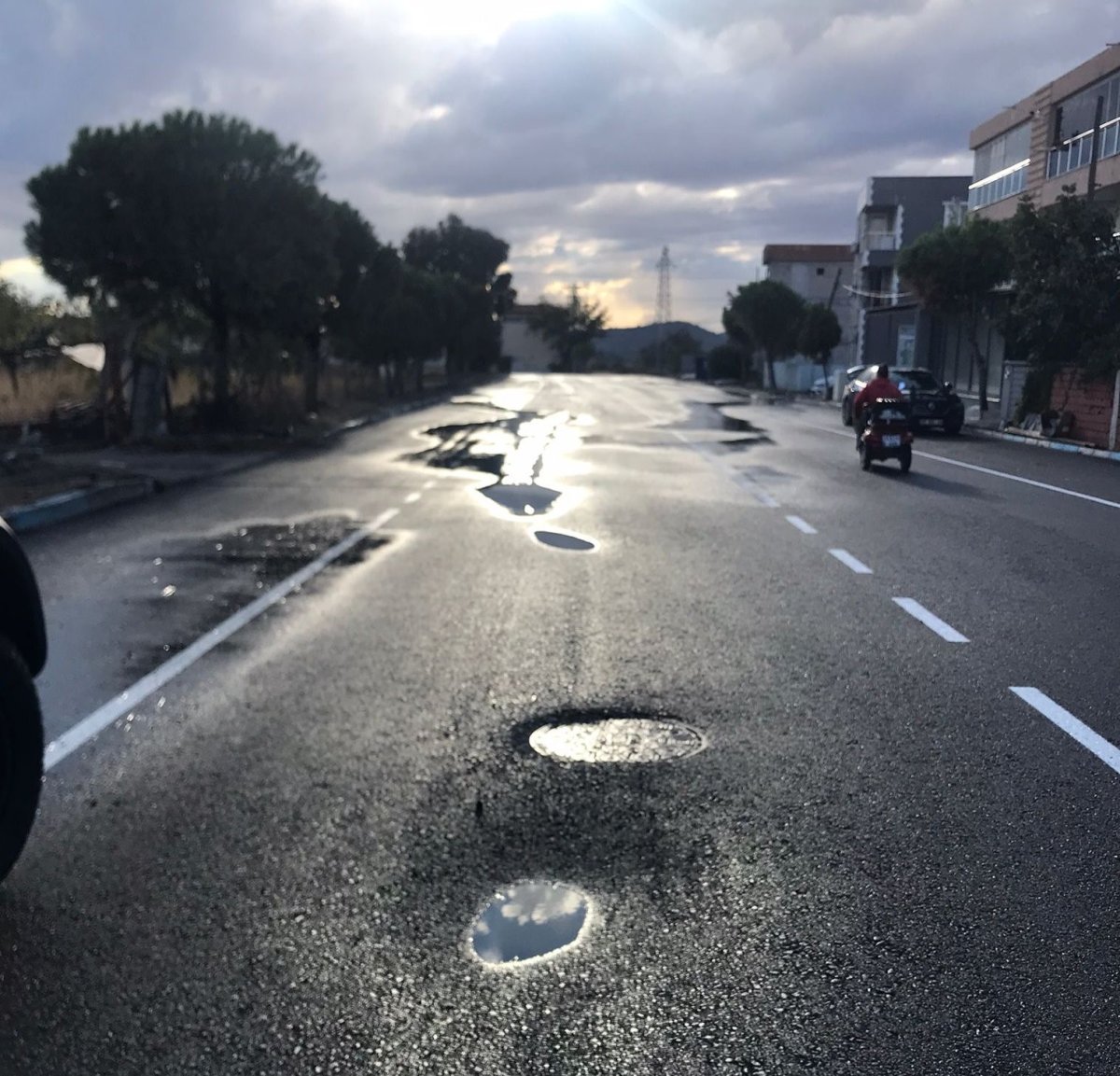 izmir-buyuksehirin-helvaci-asfalti-11-gunde-coktu