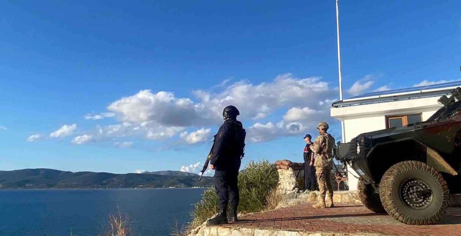 jandarmadan-duzensiz-goc-operasyonu-32-duzensiz-gocmen-yakalandi