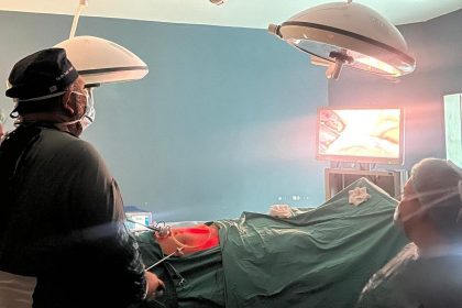 kahta-devlet-hastanesinde-ilk-defa-tapp-kasik-fitigi-ameliyati-gerceklestirildi