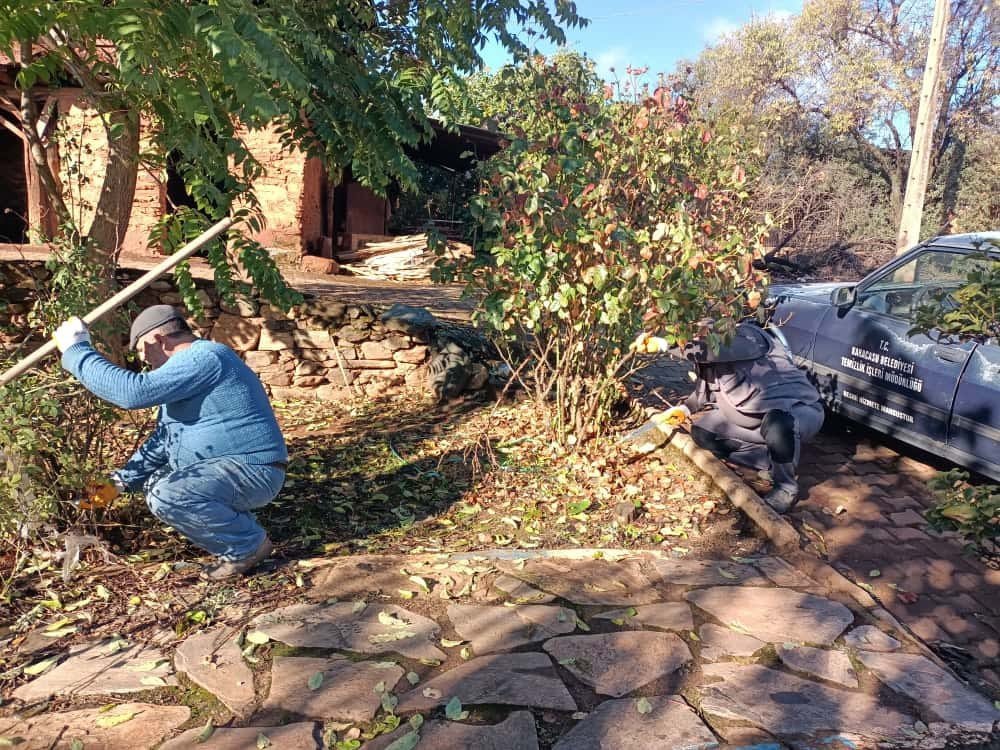 karacasuda-park-ve-bahceler-bakima-alindi