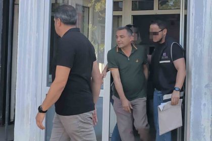 manavgat-belediyesindeki-yolsuzluk-ve-rusvet-sorusturmasinda-iddianame-kabul-edildi