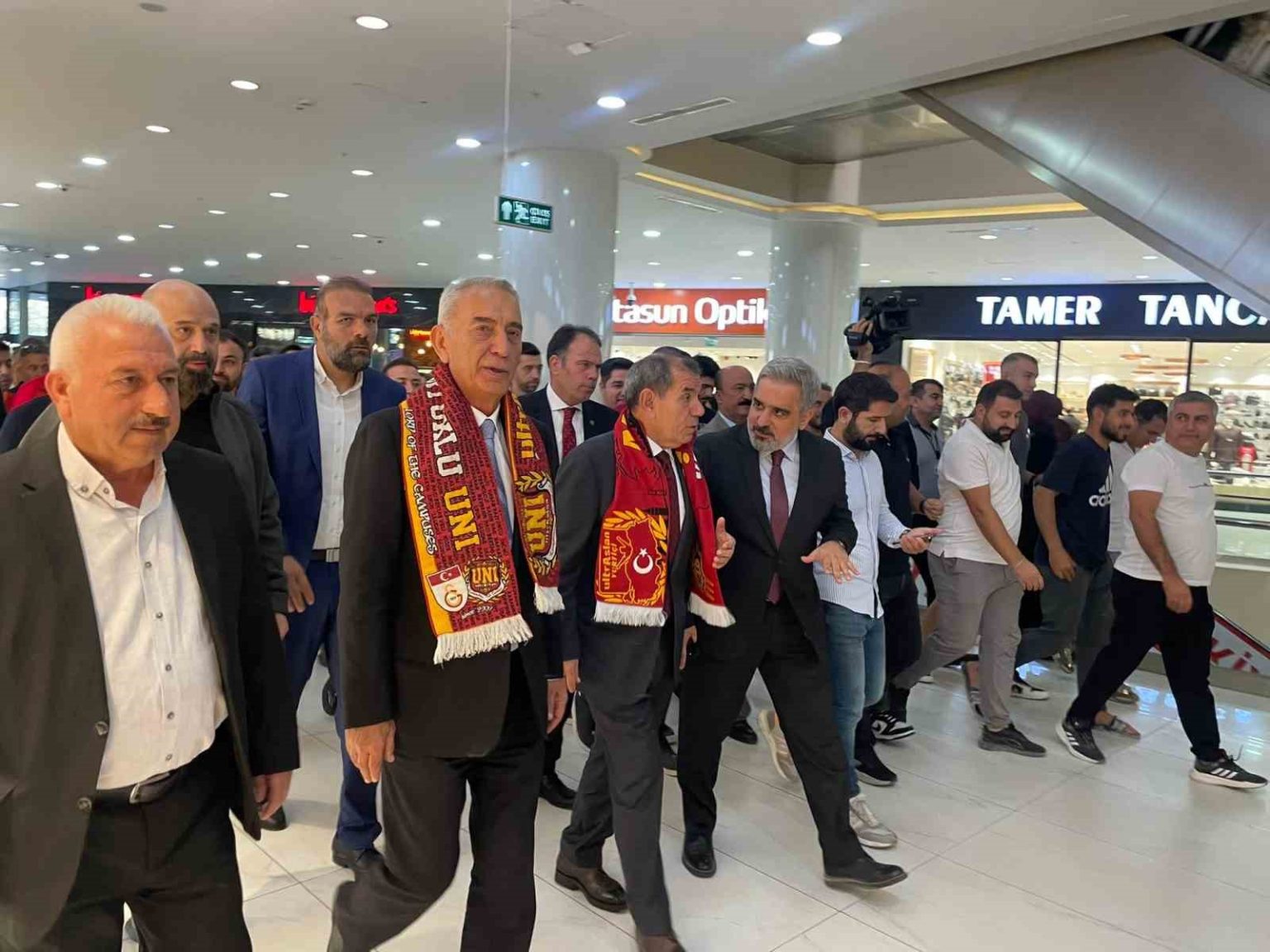 mardinin-ilk-gs-storeu-mardian-mallda-acildi