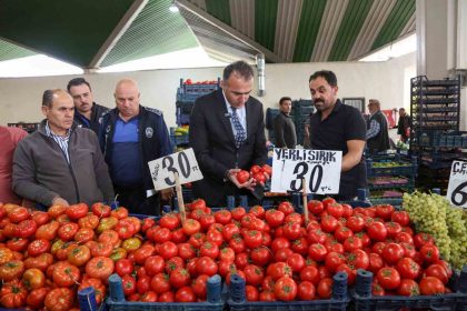 meram-zabitasi-semt-pazarlarini-siki-takipte