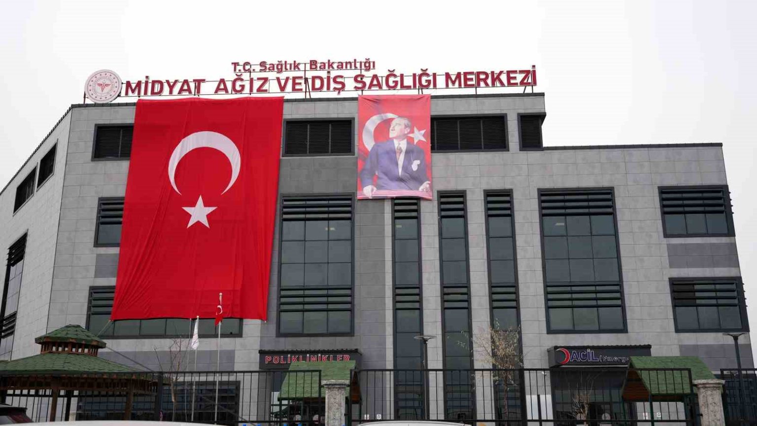 midyat-agiz-ve-dis-sagligi-merkezinde-mesai-disi-hizmet-donemi-basladi