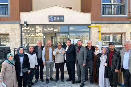 mihaliccikta-depreme-dayanikli-konutlarin-hak-sahiplerine-teslimi-basladi