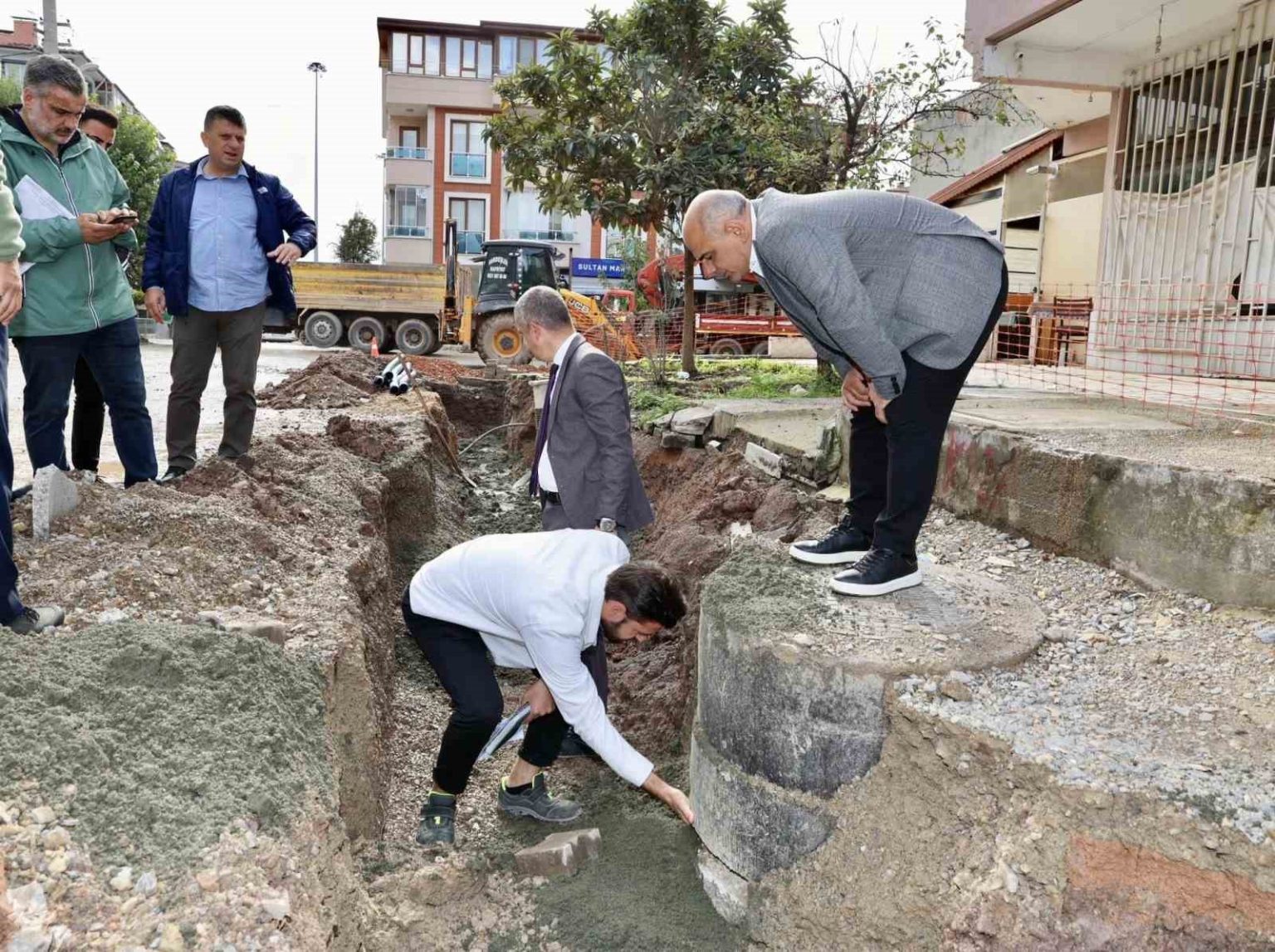mimar-sinan-mahallesinin-altyapisi-yenileniyor