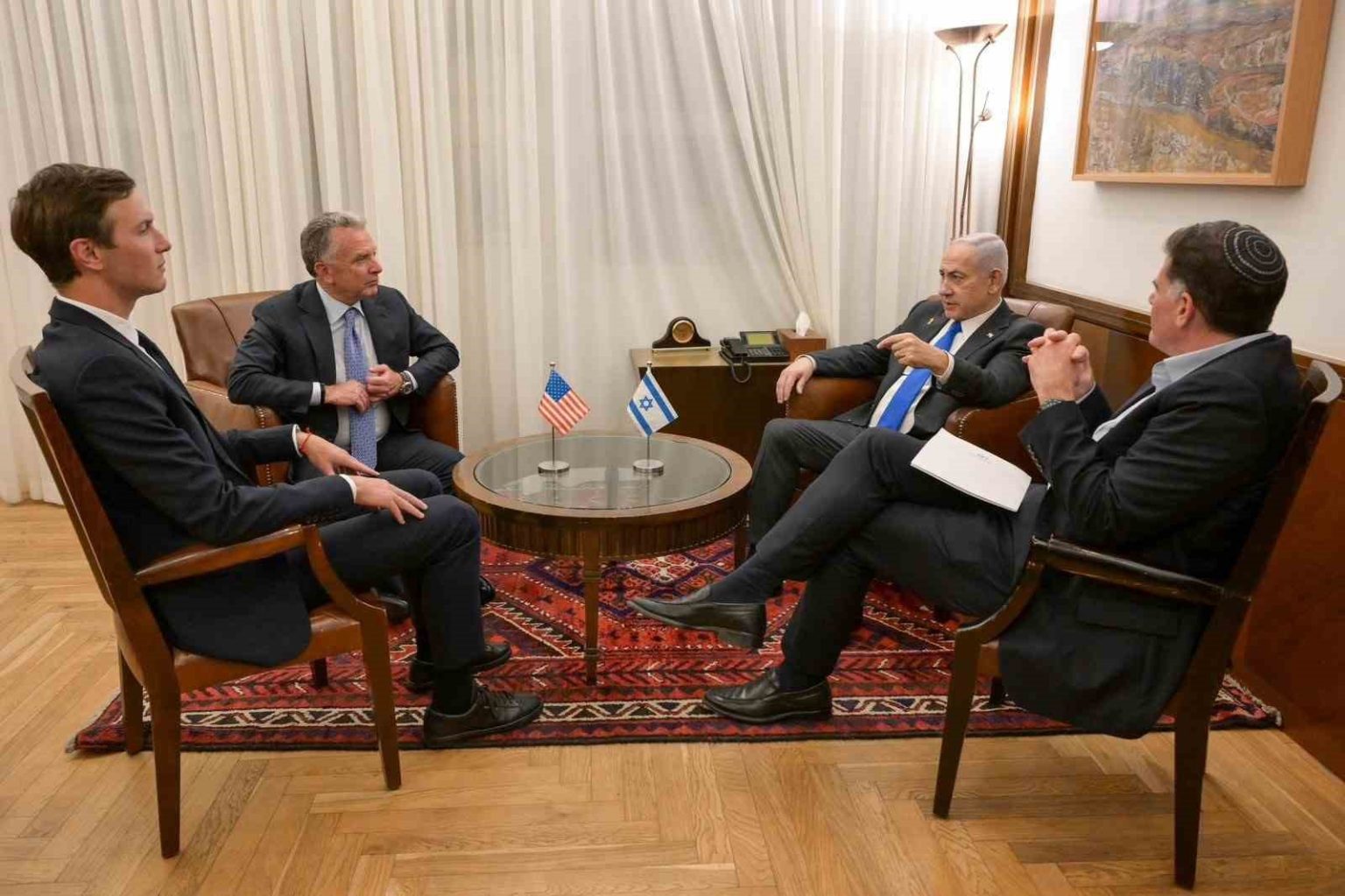 netanyahu-trumpin-orta-dogu-ozel-temsilcisi-witkoff-ve-damadi-kushner-ile-bir-araya-geldi