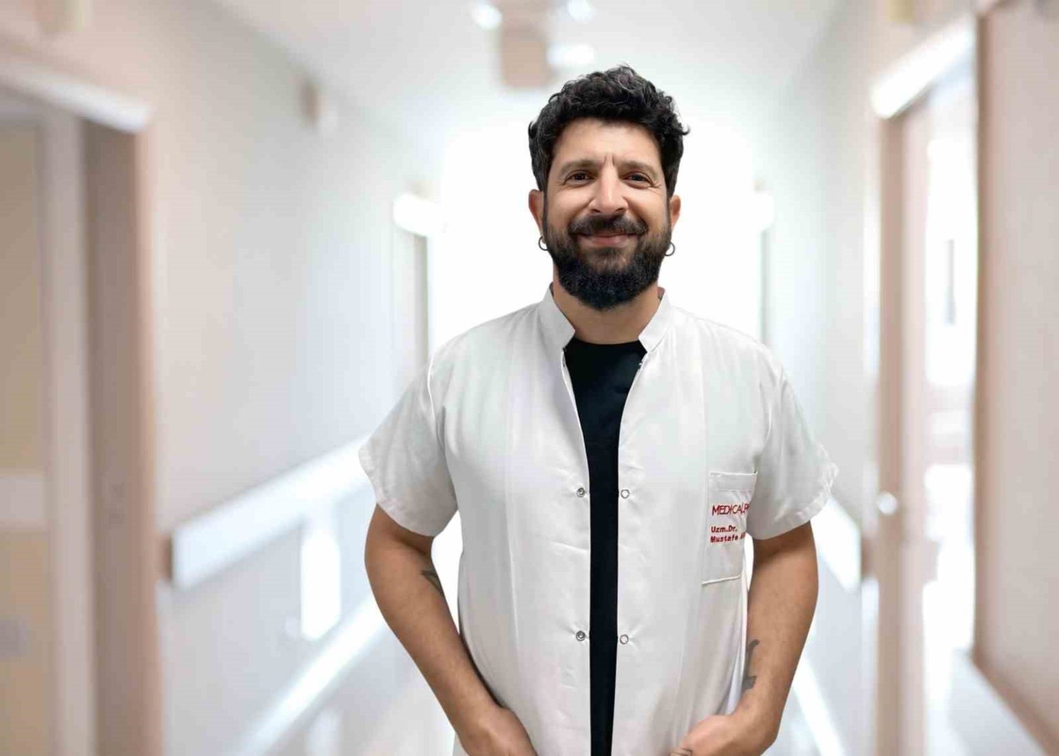 psikiyatri-uzmani-dr-mustafa-akcan-sosyal-medya-genclerde-ciddi-psikolojik-sorunlara-yol-acabilir