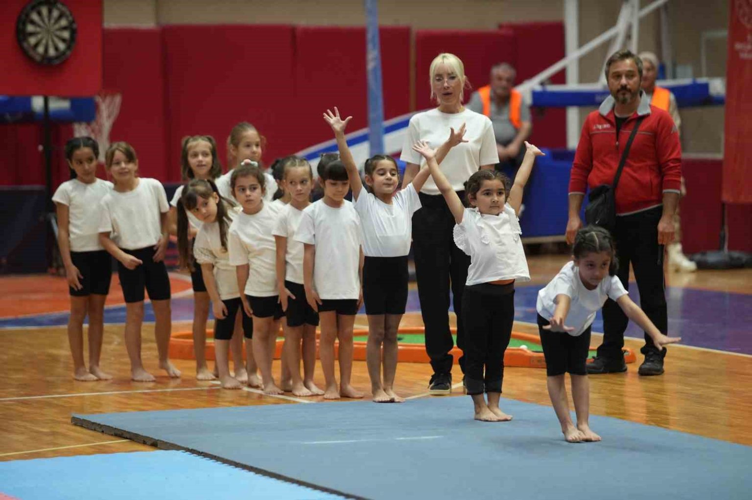 samsunda-amator-spor-haftasi-coskuyla-basladi