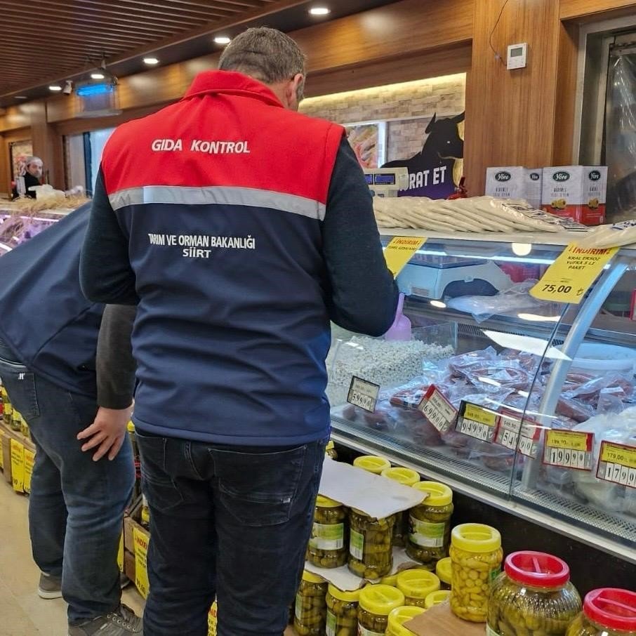 siirtte-gida-denetiminde-24-isletmeye-35-milyon-lira-ceza