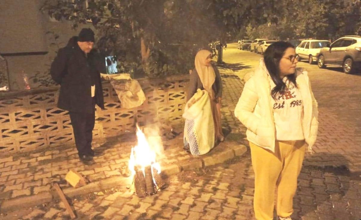 simavda-10-saatte-irili-ufakli-55-sarsinti-kaydedildi