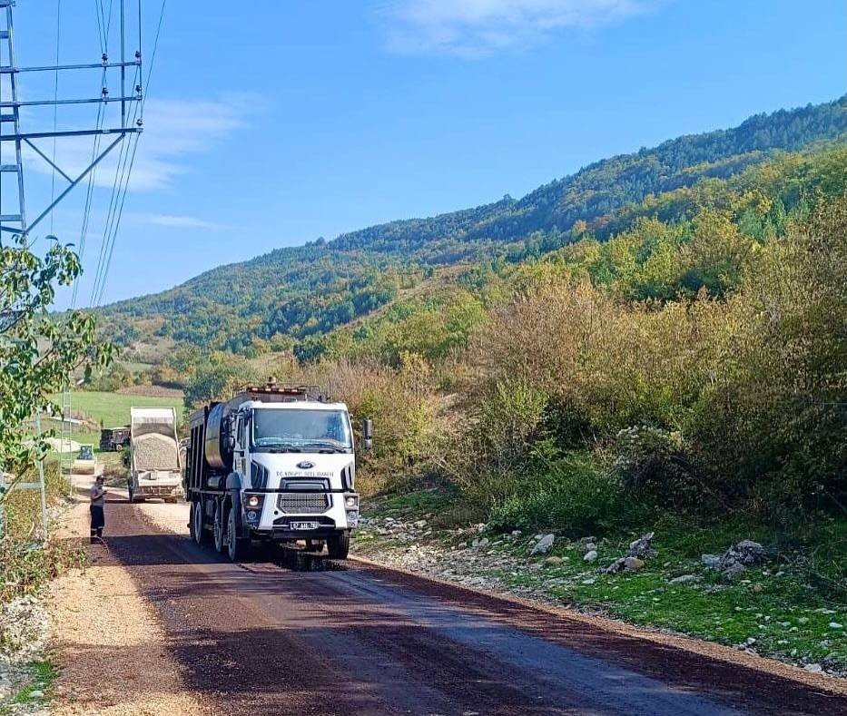 sinopta-257-kilometre-yol-asfaltla-bulustu