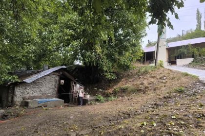 tarihi-degirmendeki-yangini-imam-sondurdu