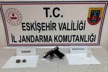 uyusturucu-bulunduran-sahis-jandarma-tarafindan-yakalandi