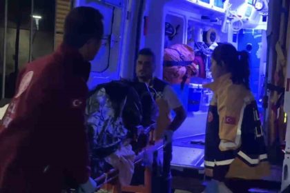 yenidogan-bebegini-terasa-birakti-ekipler-cansiz-bedeniyle-karsilasti