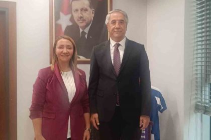 ak-parti-genel-merkezinden-pazaryerine-onemli-ziyaret