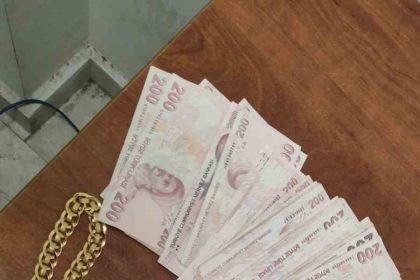 arnavutkoyde-evden-750-bin-liralik-altin-calan-2-cocuk-yakalandi