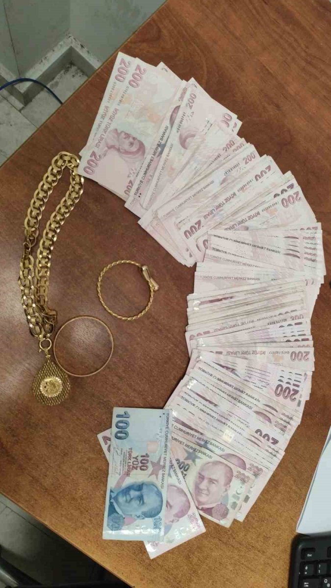 arnavutkoyde-evden-750-bin-liralik-altin-calan-2-cocuk-yakalandi