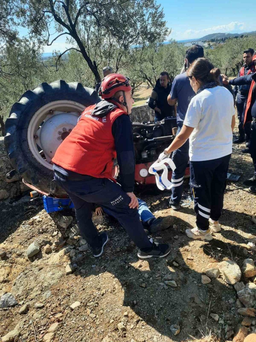 balikesirde-traktor-devrildi-surucu-yaralandi