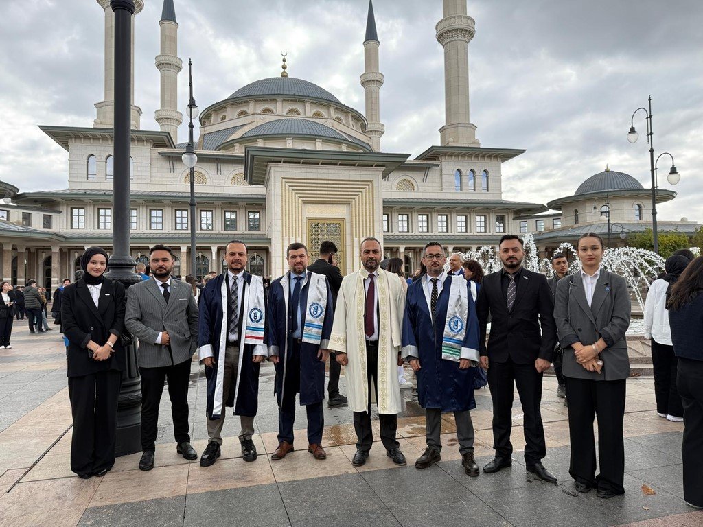 baru-rektoru-akkaya-akademik-yil-acilis-torenine-katildi