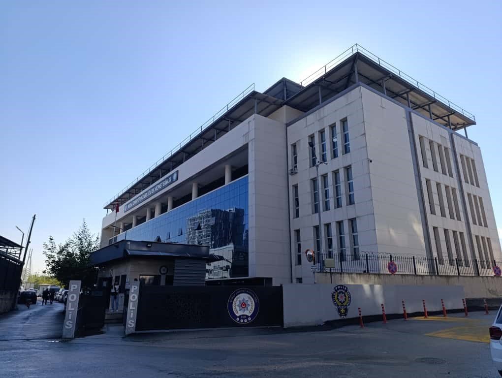 chpli-eski-belediye-baskani-ve-esi-de-gozaltinda