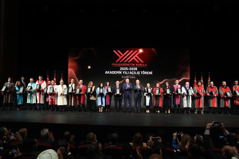 cumhurbaskani-erdogandan-kastamonu-universitesine-ustun-basari-odulu