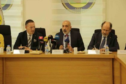 diyarbakir-kitap-fuarinin-lansmani-yapildi