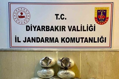 diyarbakirda-92-kilo-esrar-ve-11-kilo-skunk-ele-gecirildi