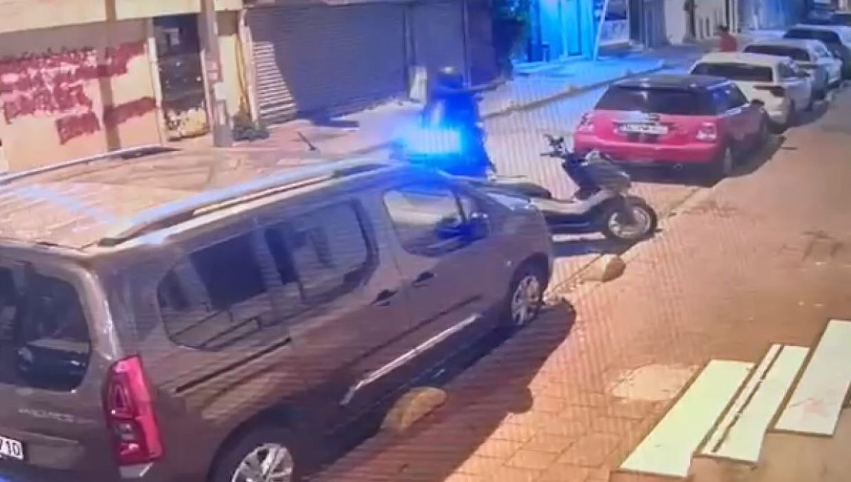 fatihte-is-yerine-silahli-saldiri-kameraya-yansidi