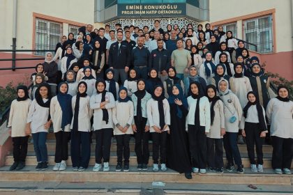 gaziantepli-ogrenciler-yedi-basak-araciligiyla-gazzeye-destek-oldu