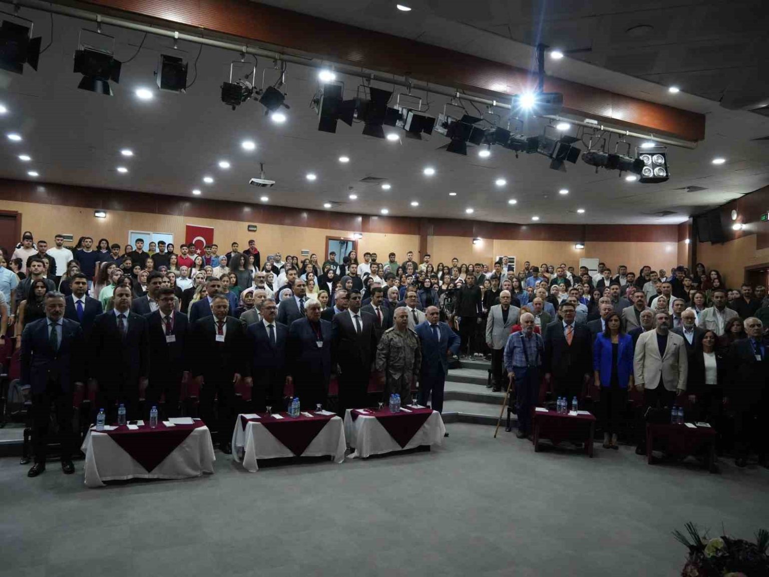 igdir-universitesi-rektoru-prof-dr-gurel-dede-korkut-turk-milletinin-hafizasinda-ortak-bir-ilminde-yasayan-efsanevi-bir-kimliktir