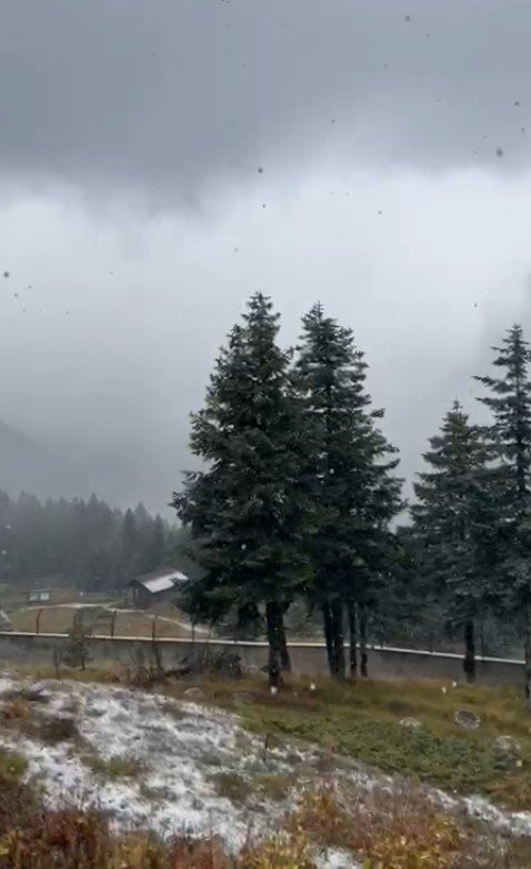 ilgaz-daginda-kar-yagisi-etkili-oluyor