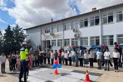 kiliste-ogrencilere-trafik-egitimi-verildi