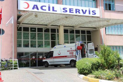 kontrolden-cikan-otomobil-sulama-kanalina-carpti-1-olu