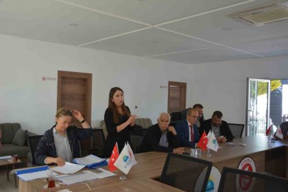 korkutelinde-sap-hastaligina-karsi-hayvan-giris-cikisi-durduruldu