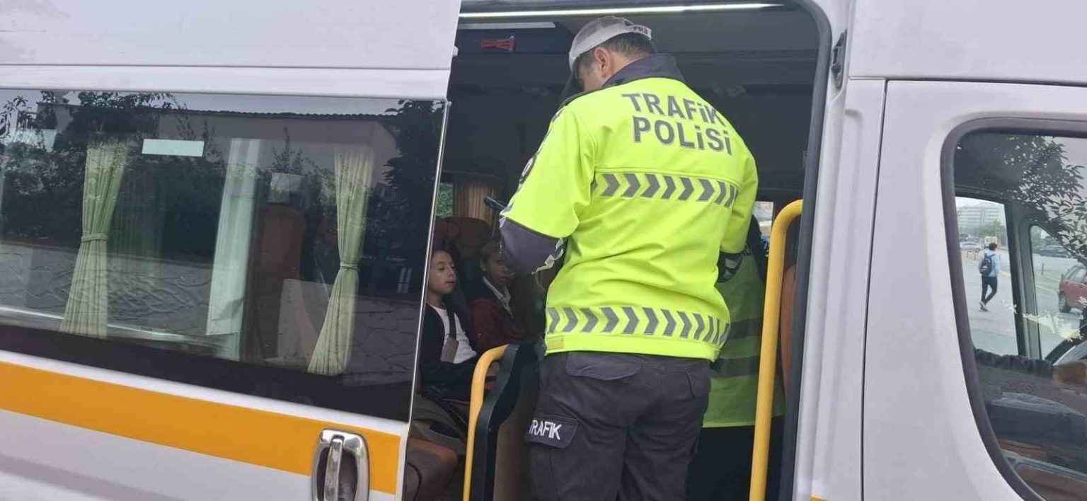 manisada-okul-servislerine-yonelik-denetim