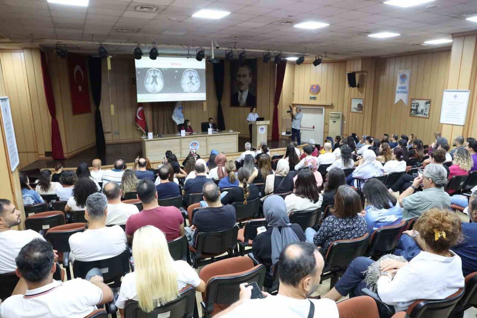 mersinde-kiz-cocuklarinin-guclenmesi-icin-farkindalik-paneli