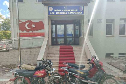 motor-ve-sase-numarasi-kazinmis-4-motosiklet-ele-gecirildi