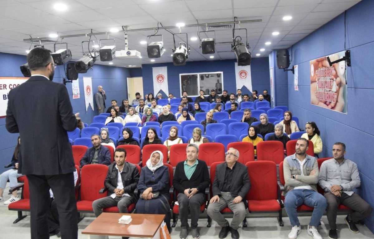 musta-aile-ve-sosyal-hizmetler-il-mudurlugu-personeline-travma-egitimi