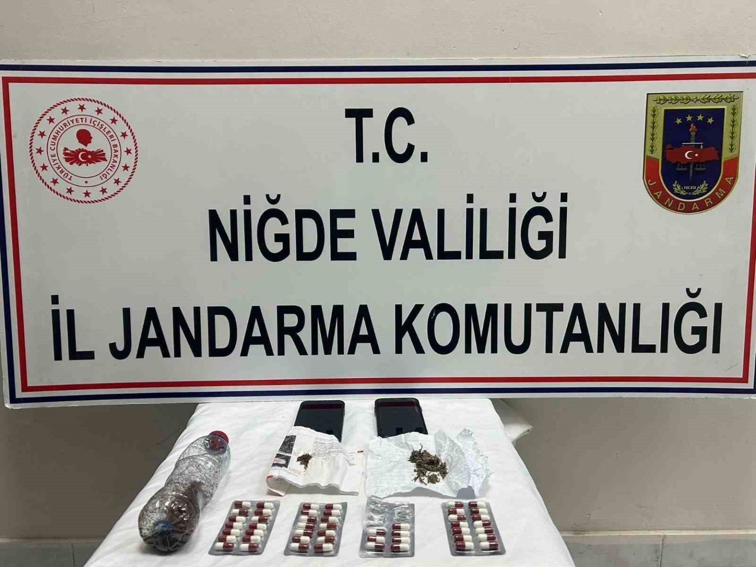 nigdede-uyusturucu-operasyonu-3-supheli-yakalandi