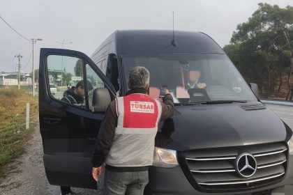 pamukkalede-kacak-tur-ve-belgesiz-rehberlere-siki-denetim