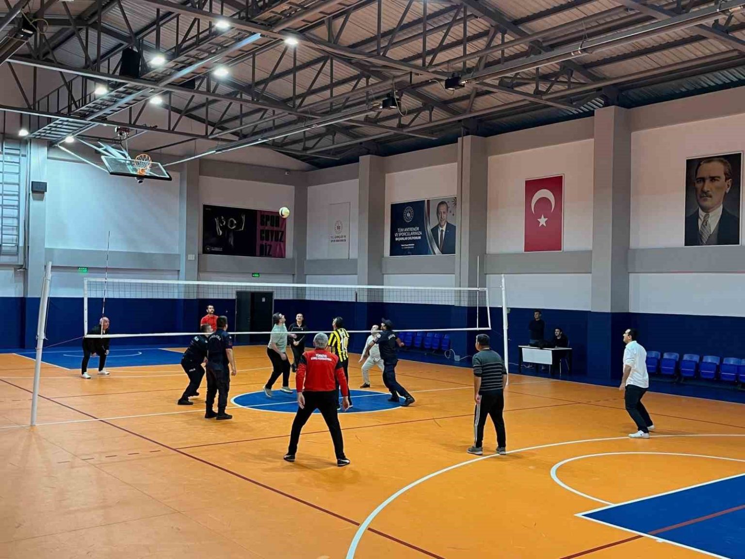 pazaryerinde-amator-spor-haftasi-coskusu