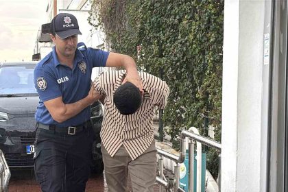 sahte-polisten-sok-savunma-beni-vuracaklarini-dusundugum-icin-kendime-polis-susu-verdim