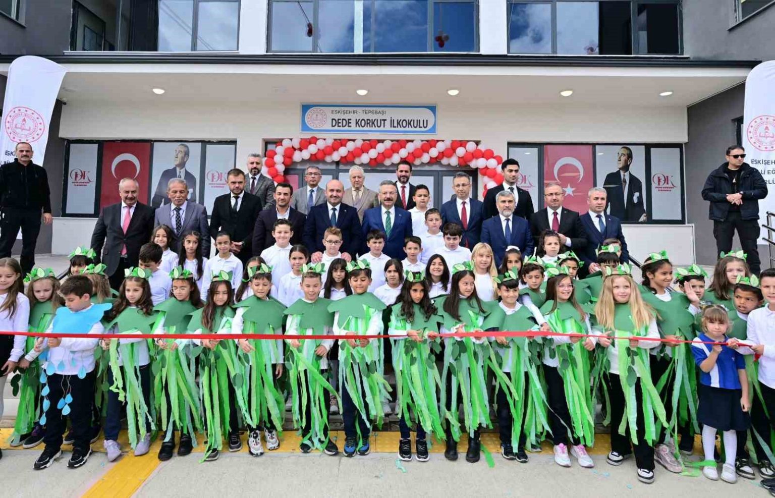 serife-baci-ozel-egitim-anaokulu-ve-dede-korkut-ilkokulu-acildi