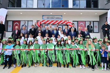 serife-baci-ozel-egitim-anaokulu-ve-dede-korkut-ilkokulu-acildi