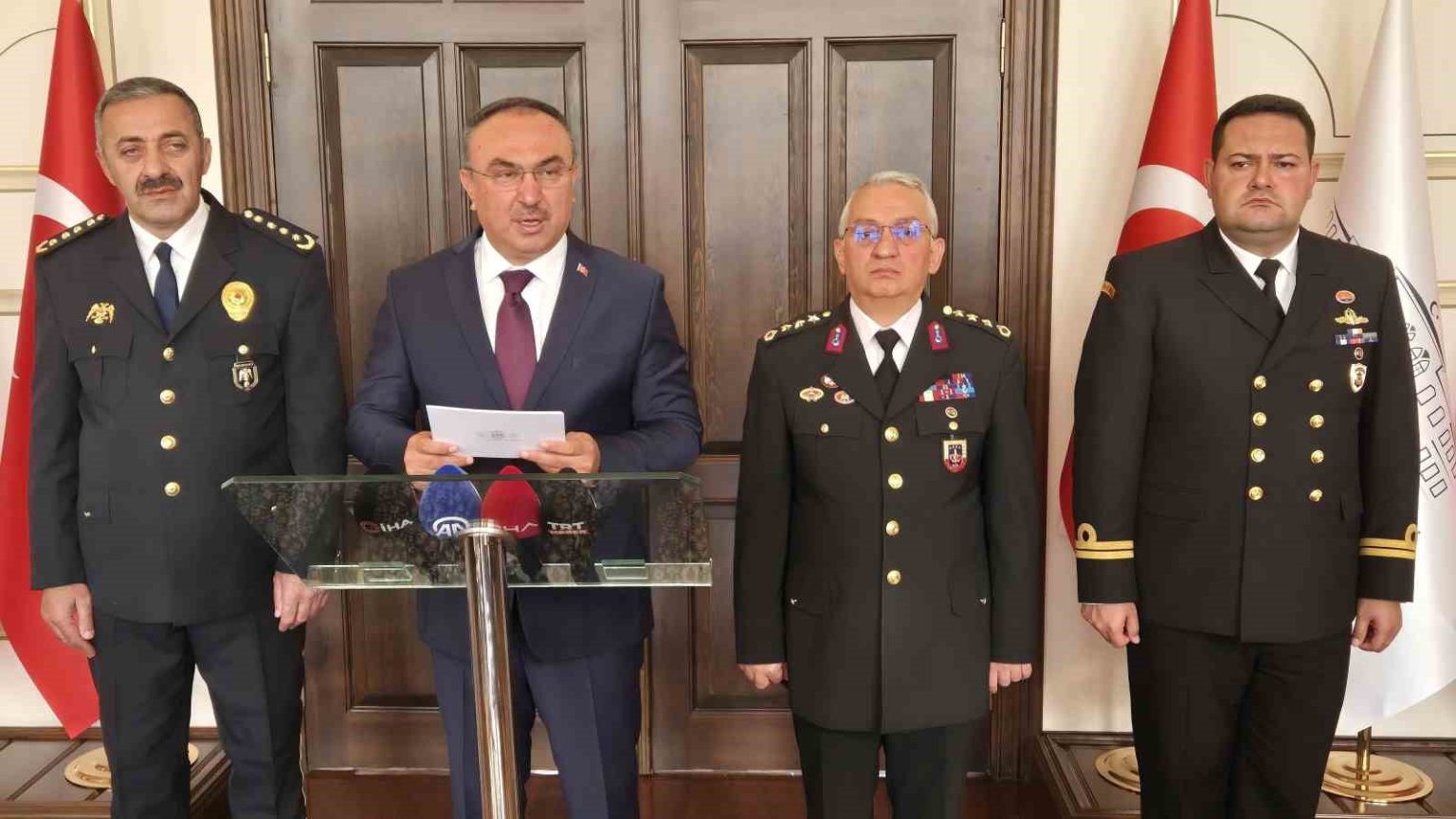 tekirdag-valisi-soyturk-eylul-ayi-asayis-bilancosunu-acikladi