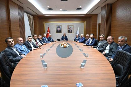 tso-heyeti-vali-seddar-yavuz-ile-bir-araya-geldi