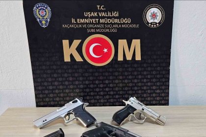 usakta-cok-sayida-kacak-makaron-ve-tutun-ele-gecirildi