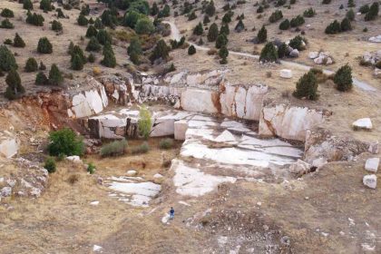 yozgatta-milyonlarca-metrekup-mermer-isletmecisini-bekliyor