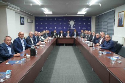 ak-parti-kayseri-teskilatinda-istisare-ve-dayanisma-ruhu-hakim
